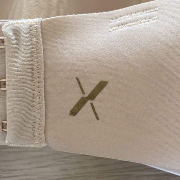 Knix WingWoman Contour Bra Size 8++ - Picture 3 of 4